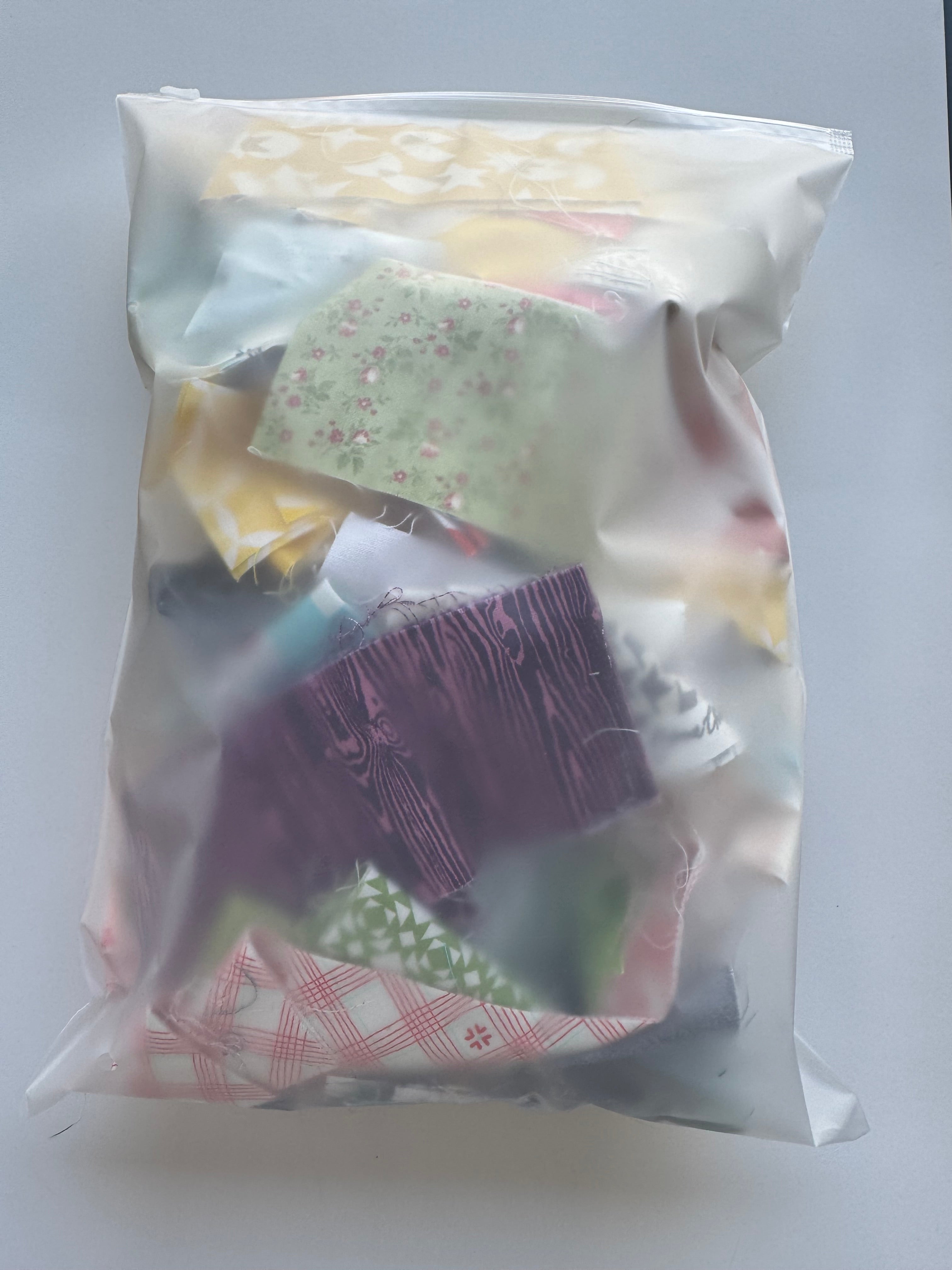 Precut 2.5" Strips Scrap Bag- 1lb of Jelly Roll-Style Designer Fabric