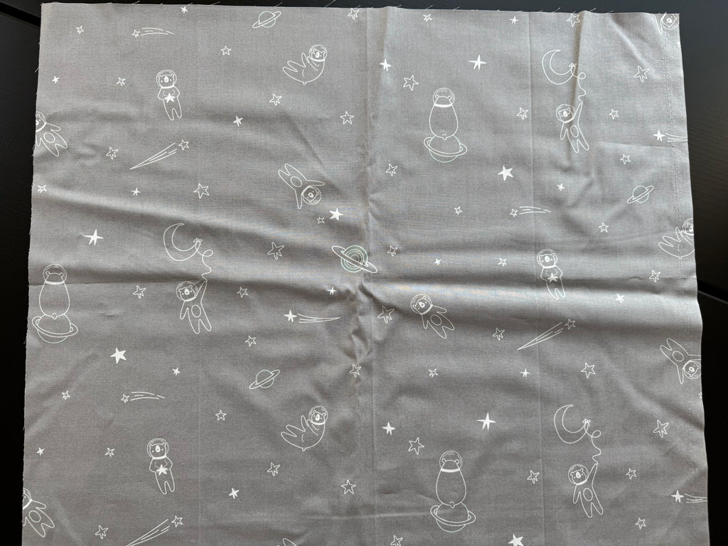 AGF Stargazer Fat Quarter- Light Grey Bear & Stars Print