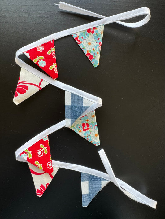 Summertime Mini Bunting