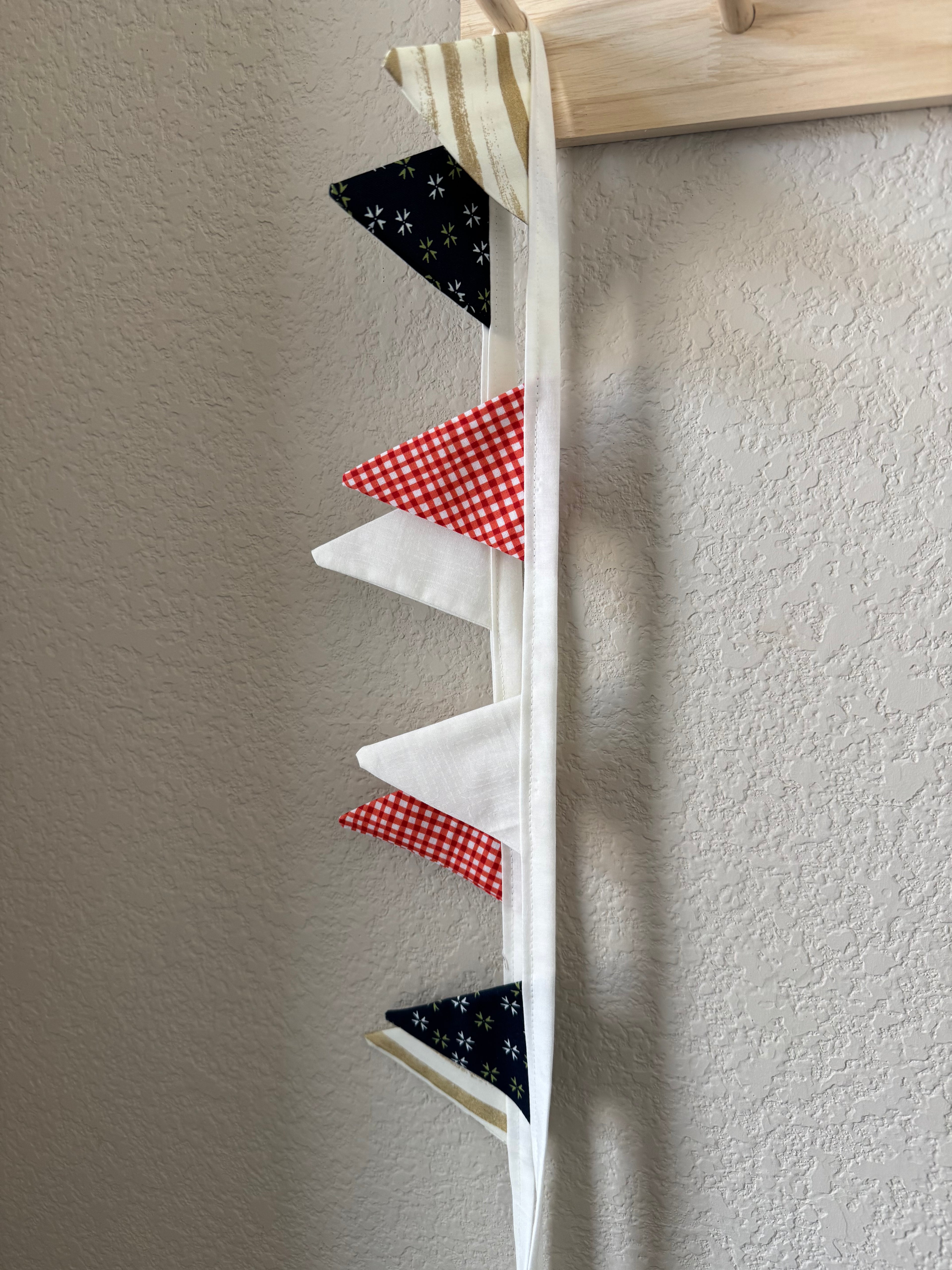 Americana Small Bunting Banner - Red Gingham Patriotic Garland