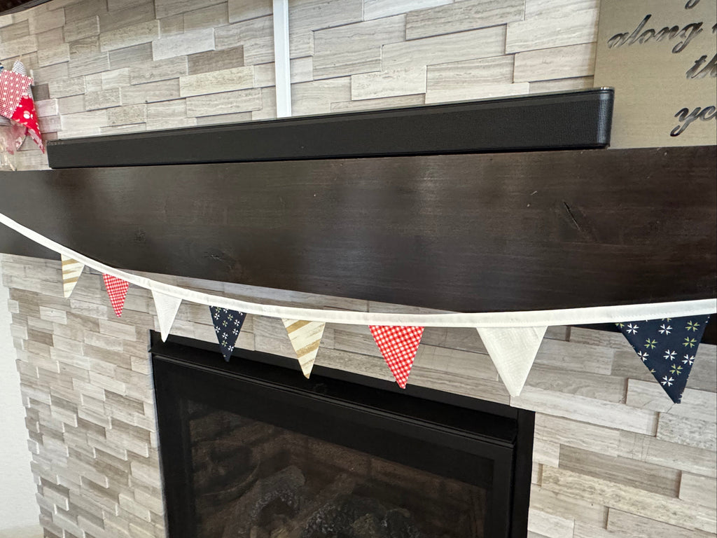 Americana Small Bunting Banner - Red Gingham Patriotic Garland