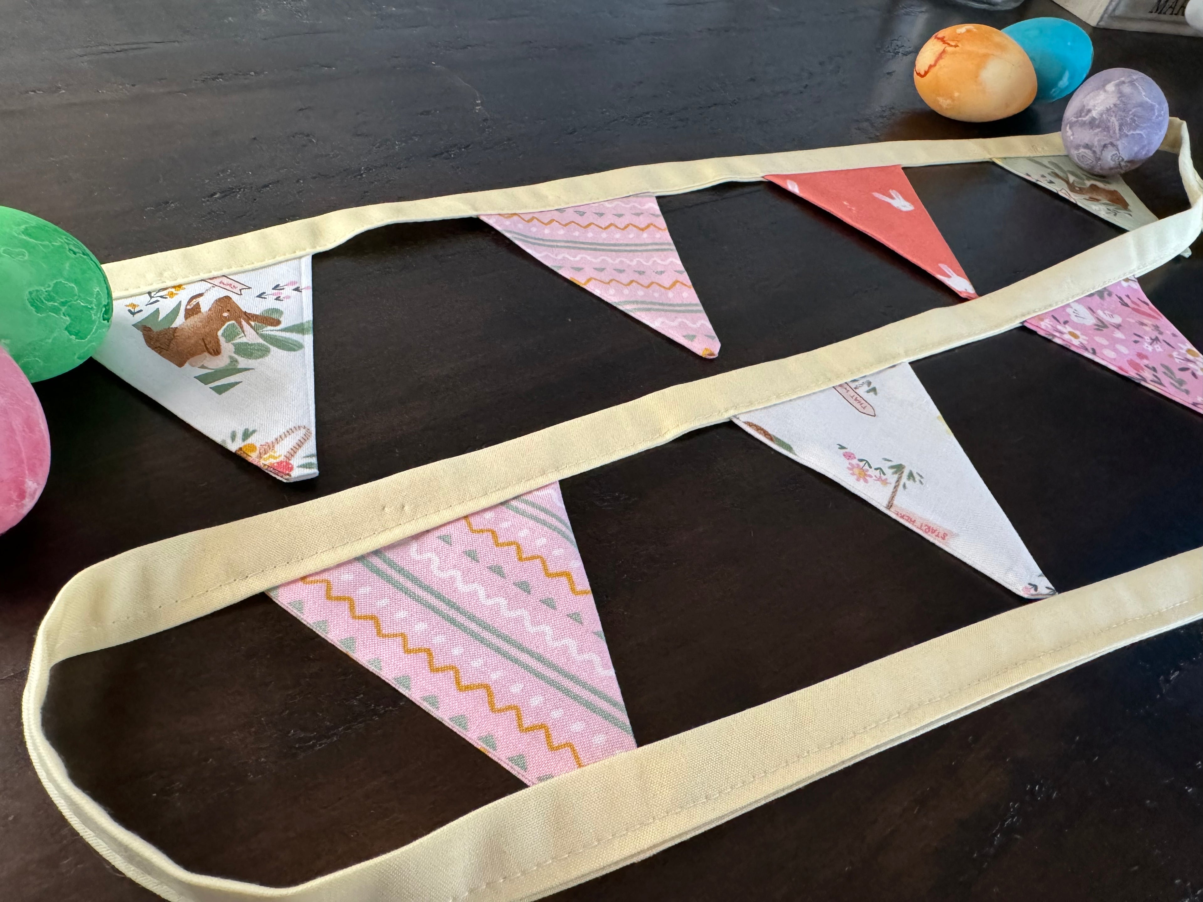 Egg Hunt Small 8 Bunting
