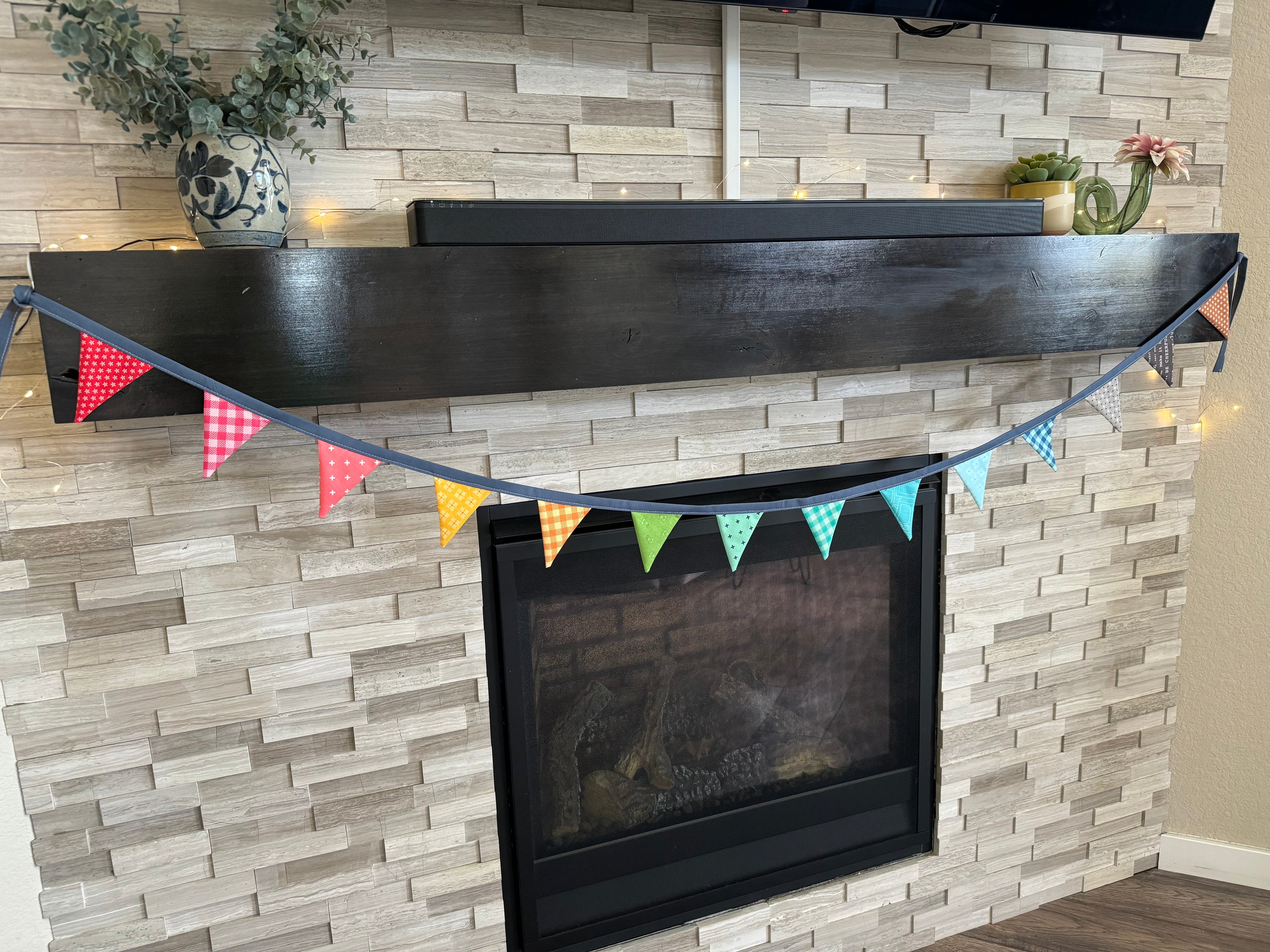 Modern Rainbow Small 14 Bunting