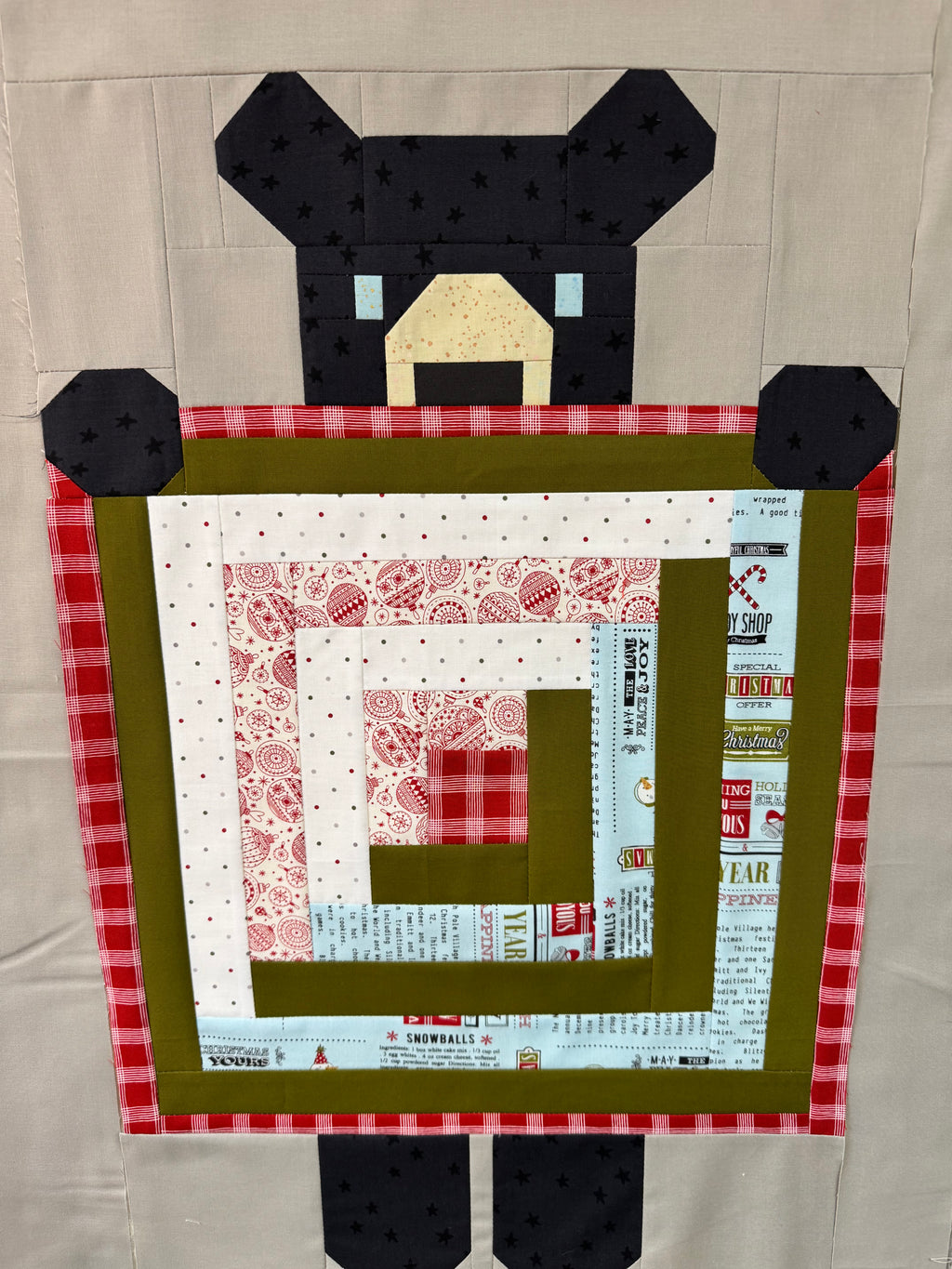 Show and Tell Christmas Quilt Kit- Large (75” x 85”)