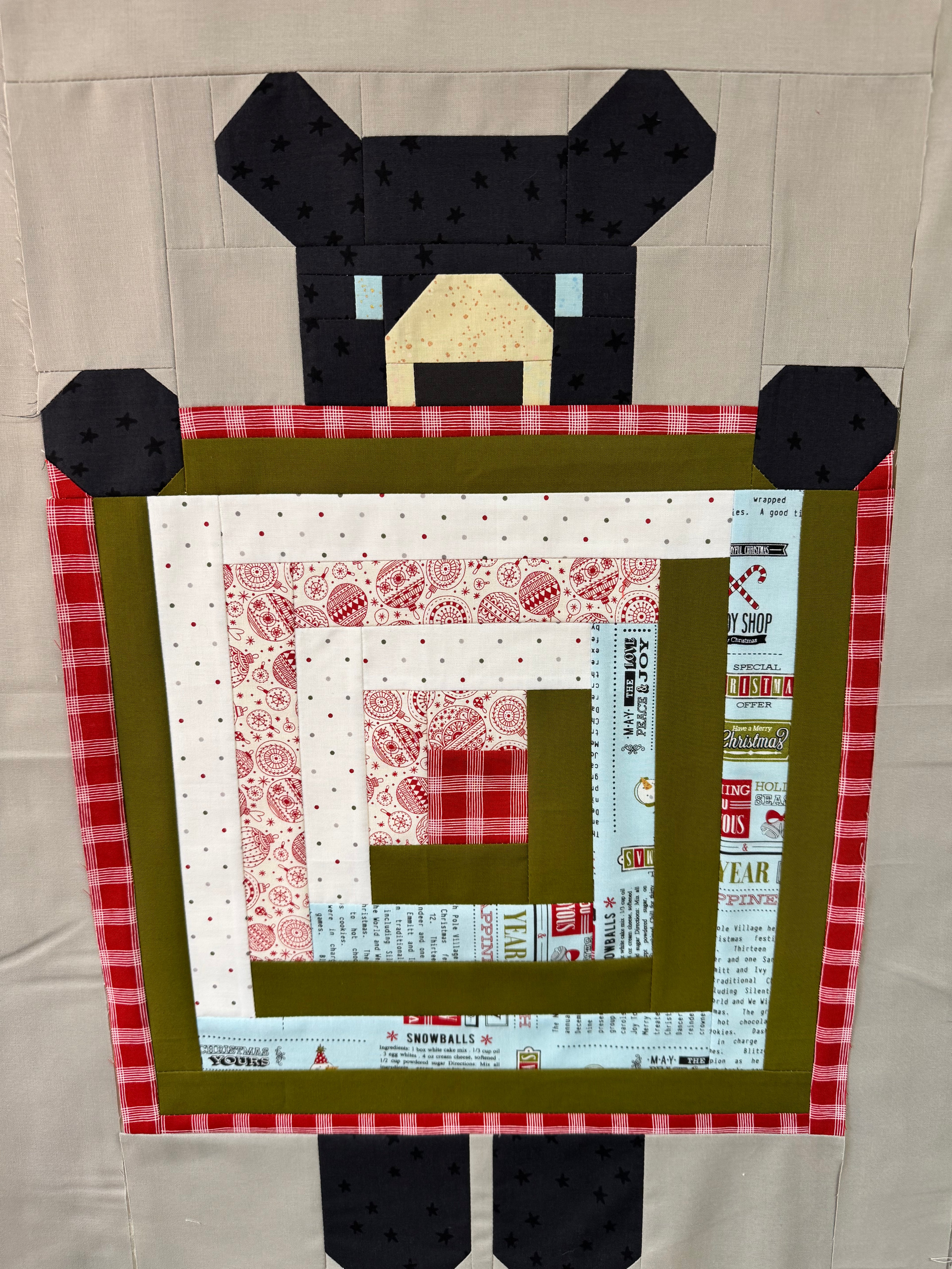 Show and Tell Christmas Quilt Kit- Large (75” x 85”)