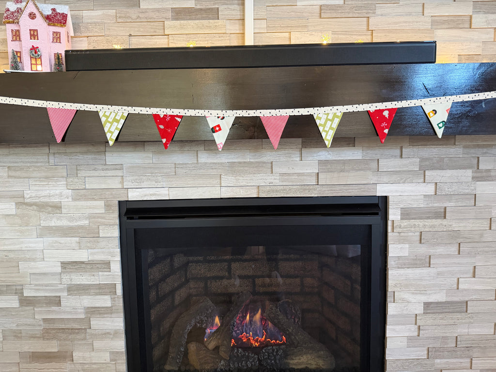 Vintage Christmas Bunting- Ruby Star Society + Moda (Starry)