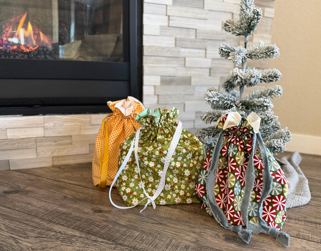 Reusable Lined Drawstring Fabric Gift Bag (Medium) – Moda & Ruby Star Society