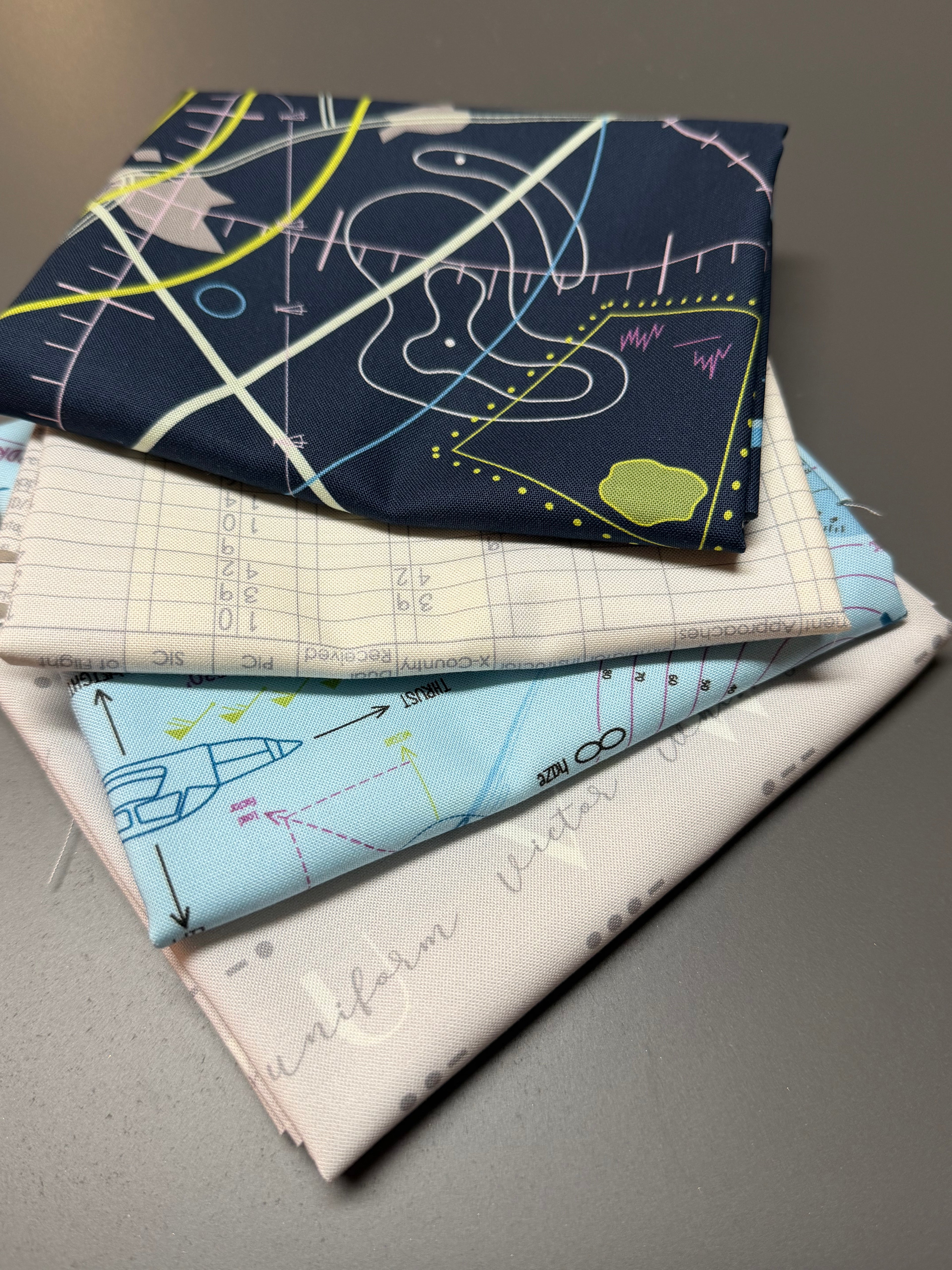High Flight Fat Quarter Bundle (4FQ) – Sariditty for Moda Fabrics