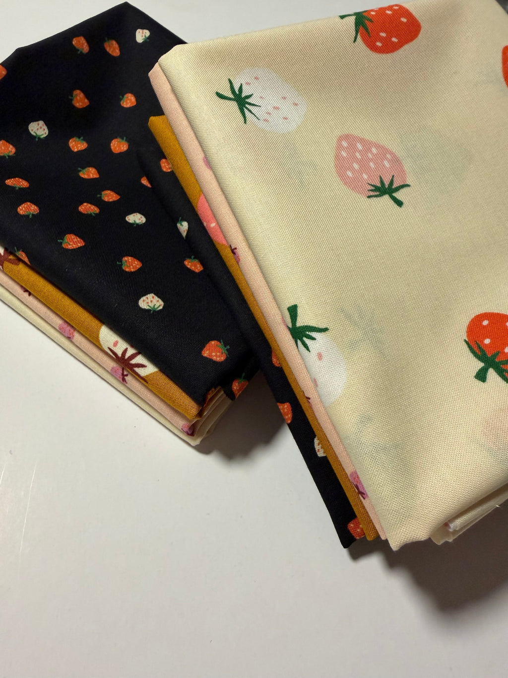 Strawberry - Fat Quarter Bundle | Ruby Star Society