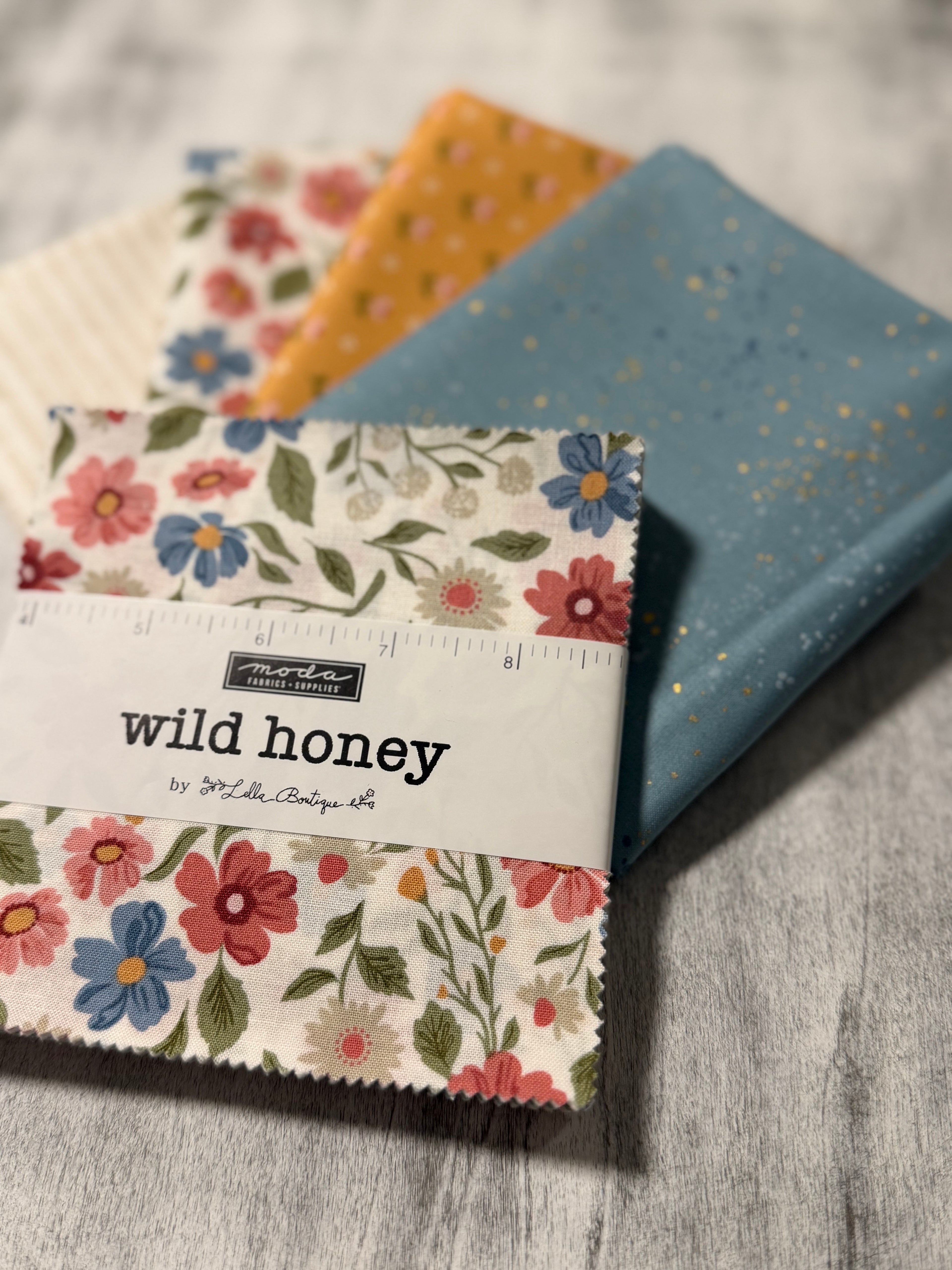 Wild Honey Project Kit- Charm pack and Fat Quarter Bundle