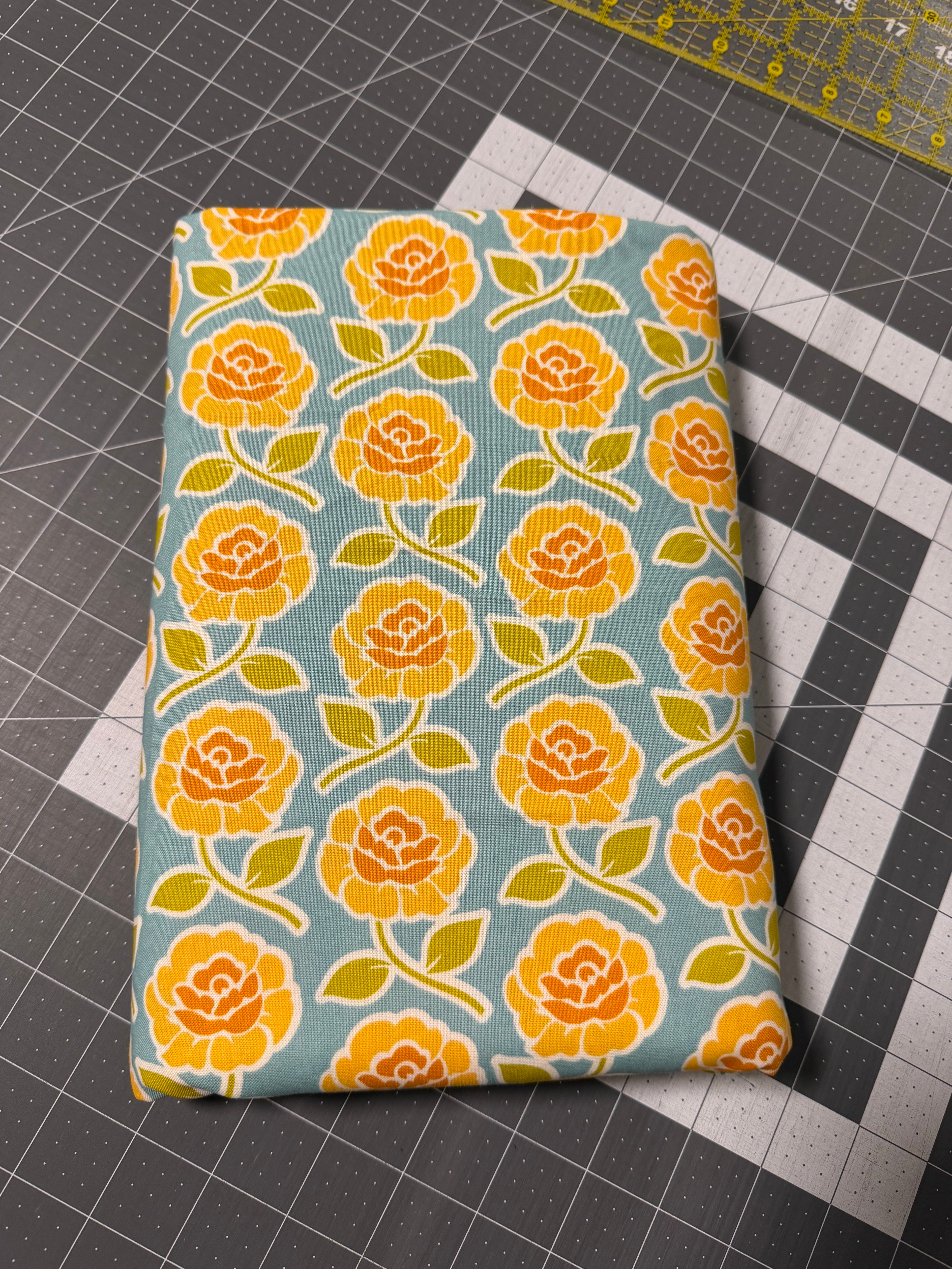 4 Yards Floral Fabric - Riley Blake Destash
