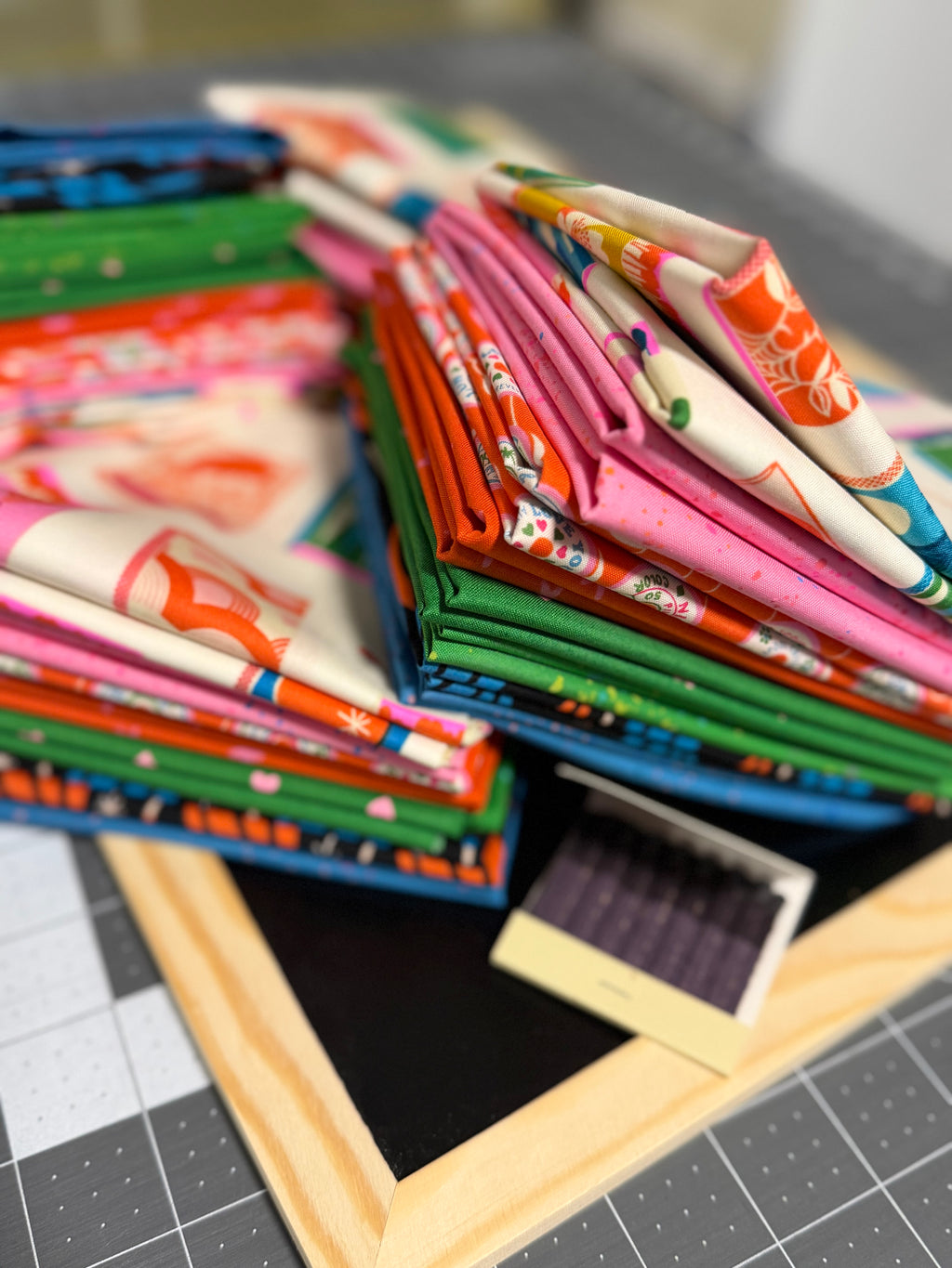 Trinketry Fat Quarter Bundle (8 pc) | Ruby Star Society