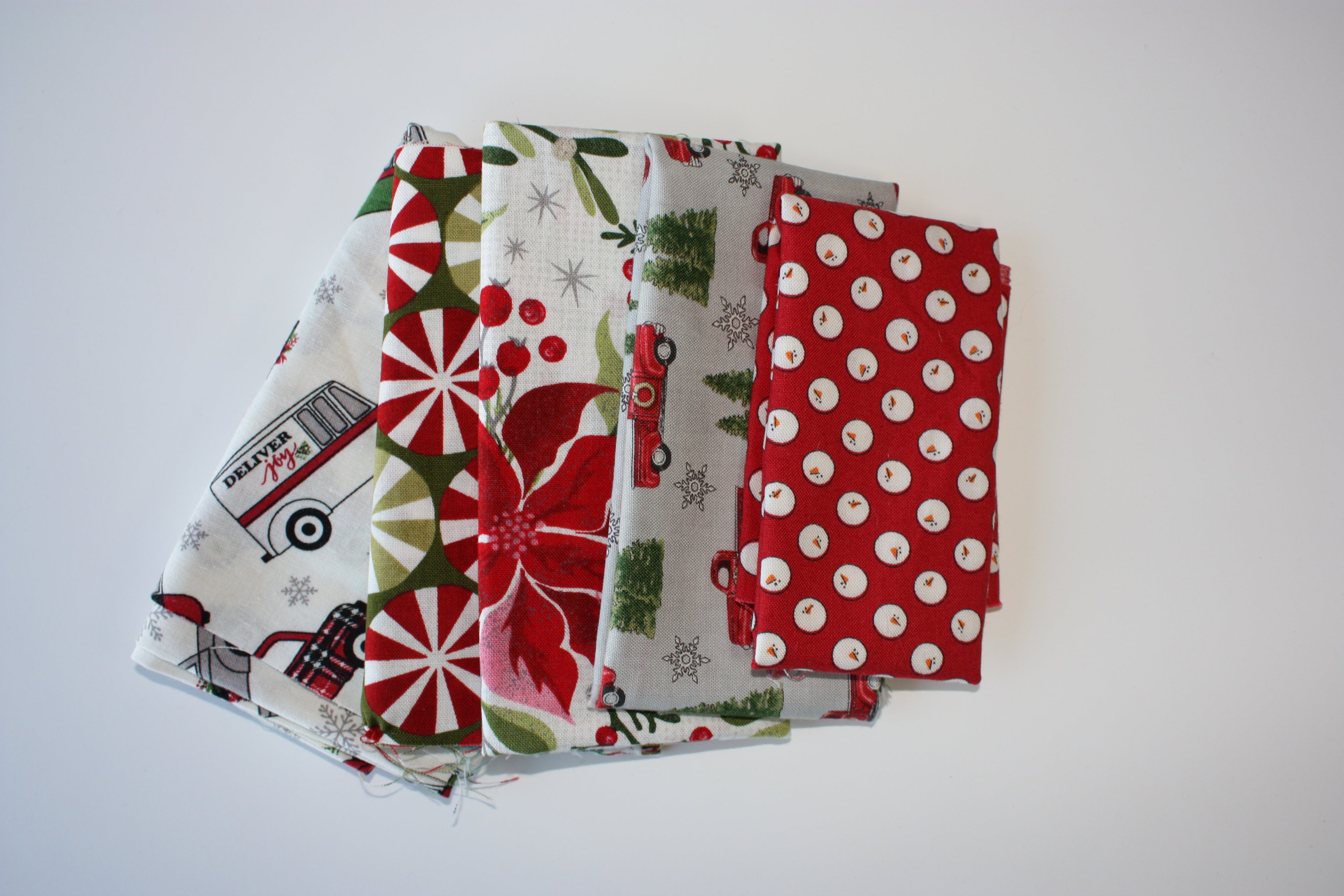 Holiday Wishes Scrap Bag - 4.2oz Holiday Fabric | Designer Scraps| Quilting Cotton