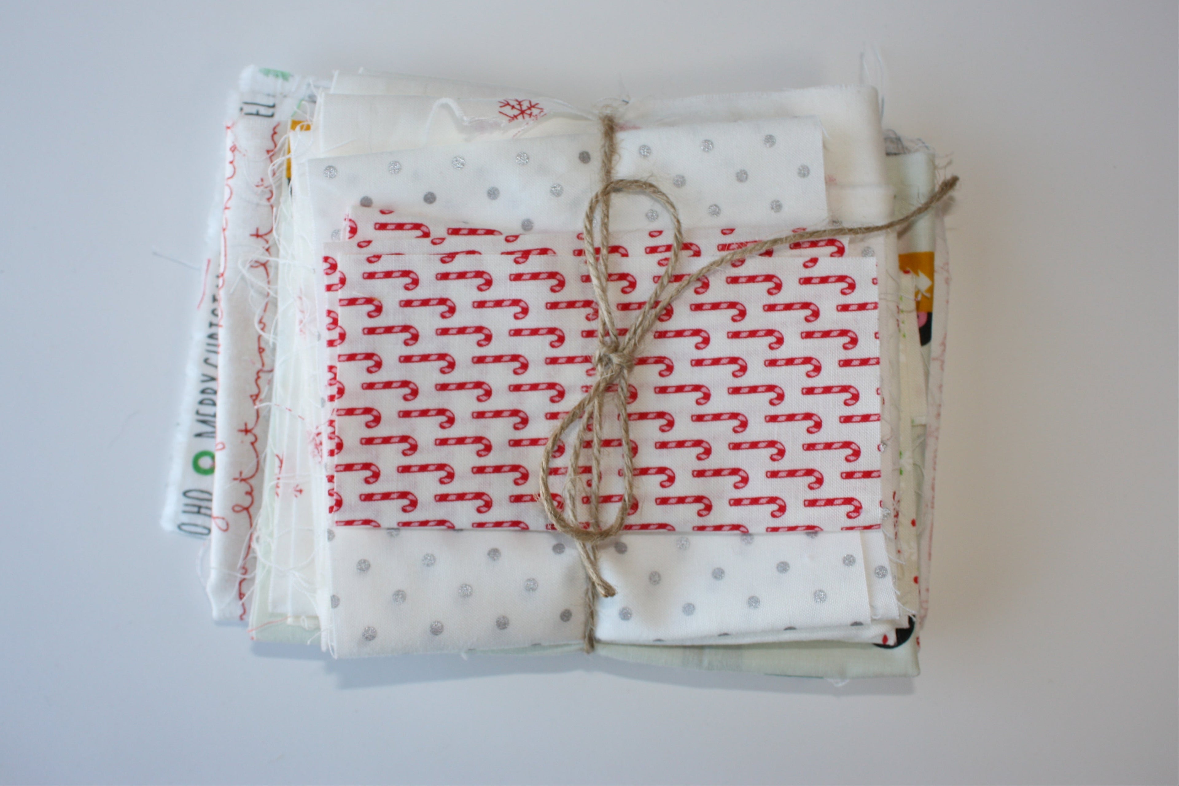 Christmas Low Volume Scrap Bag