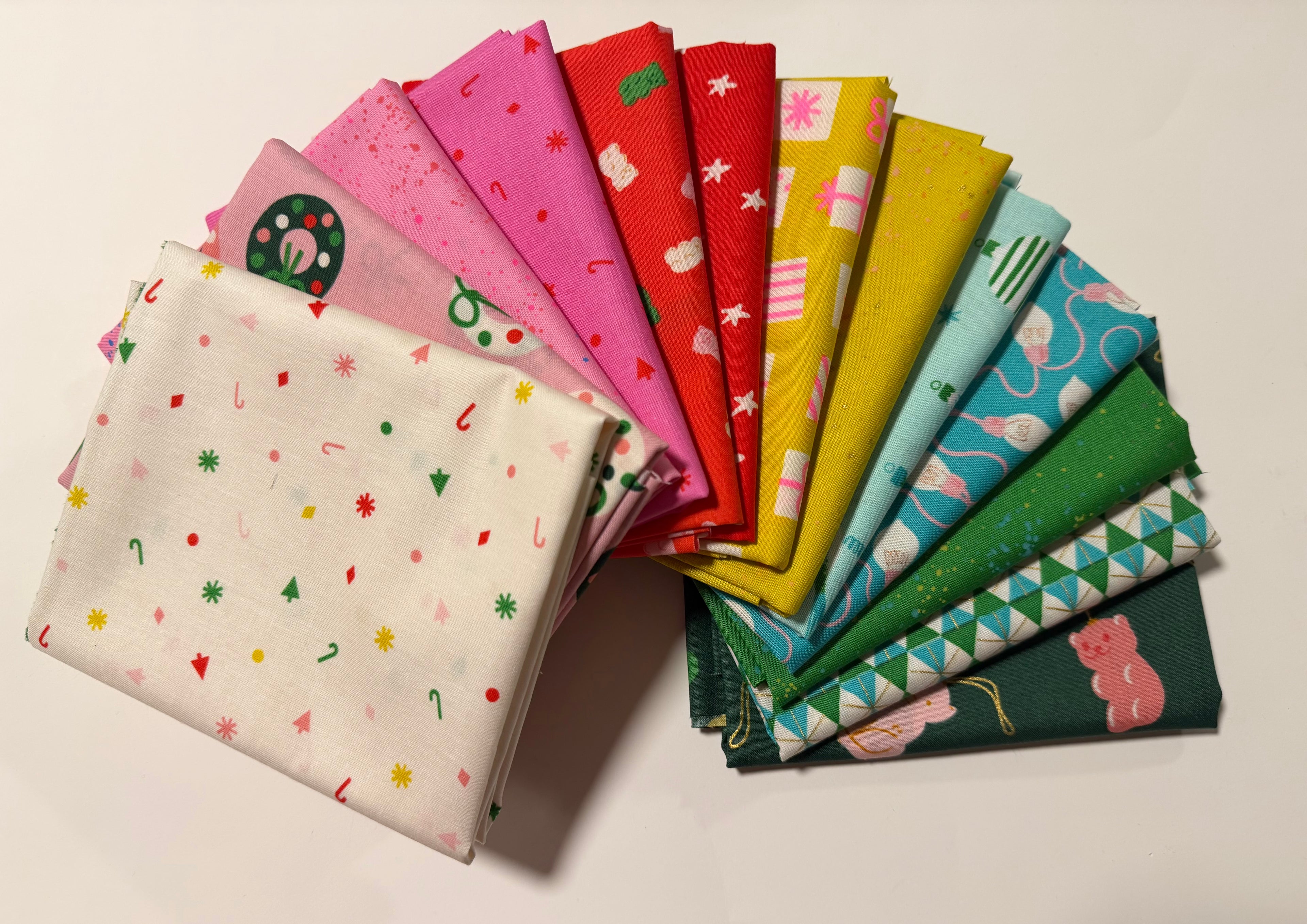 Merry Happy Curated Fat Quarter Bundle| Ruby Star Society (13FQ)