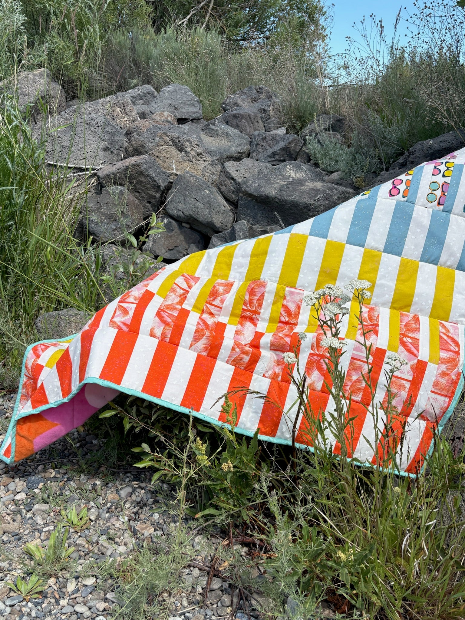 Yipes Stripes Poolside Quilt Kit - Throw Size