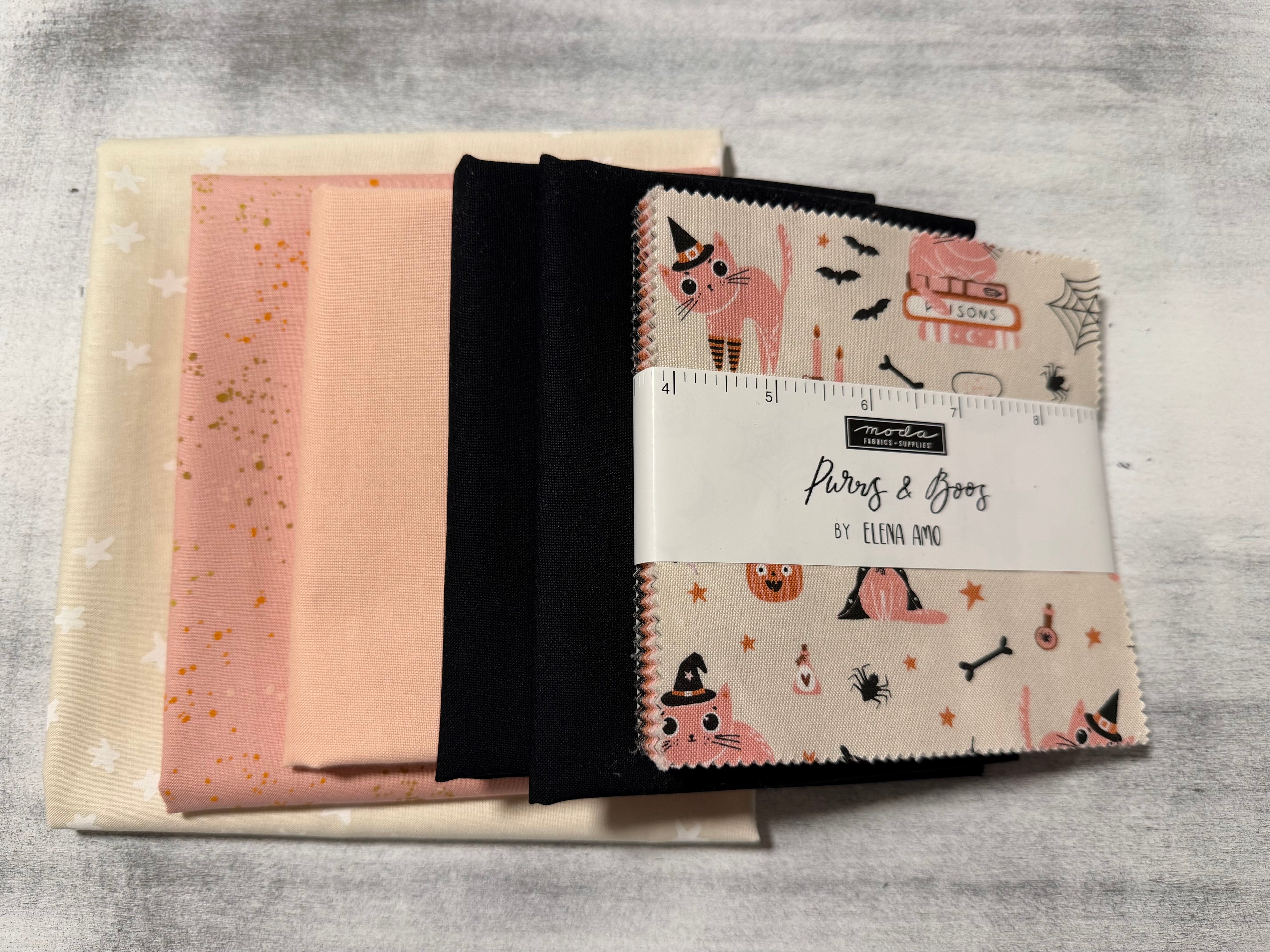 Purrs & Boos Ghost Party Table Runner Kit | Copper Kettle Quilt Company