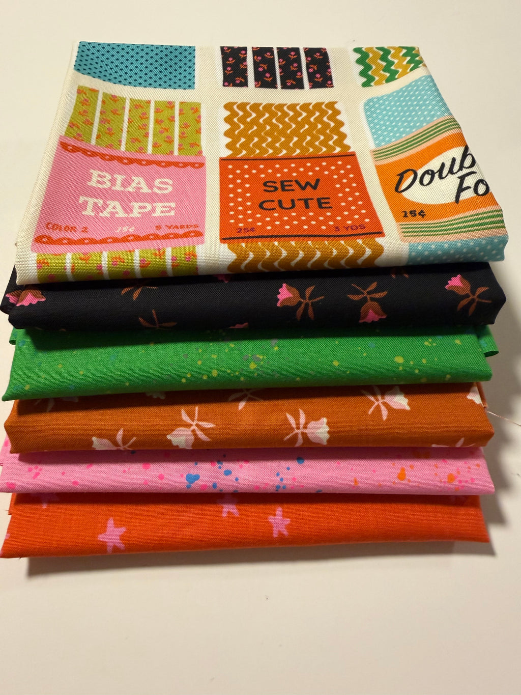 Ric-Rac Curated Fat Quarter Bundle| Ruby Star Society (6FQ)