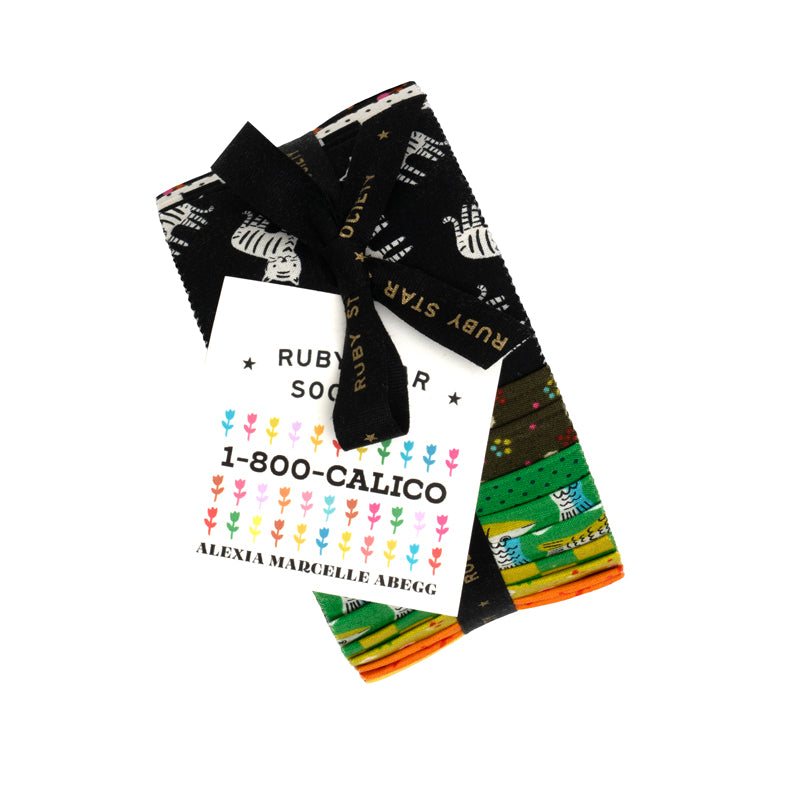 * NEW * PREORDER - 1-800 Calico by Ruby Star Society Jelly Roll