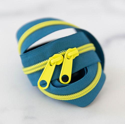 30" Zipper in Zap | Stitch Supply Co.